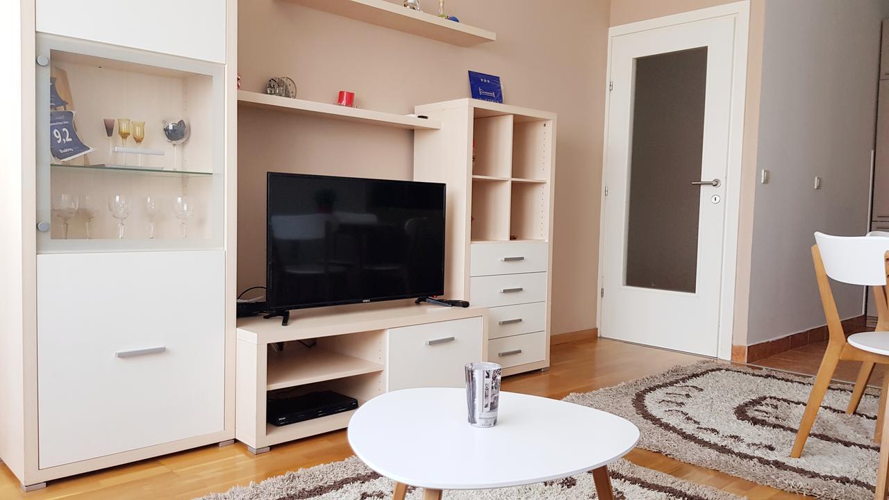 Apartment Petar I Dora Zagreb Exterior photo